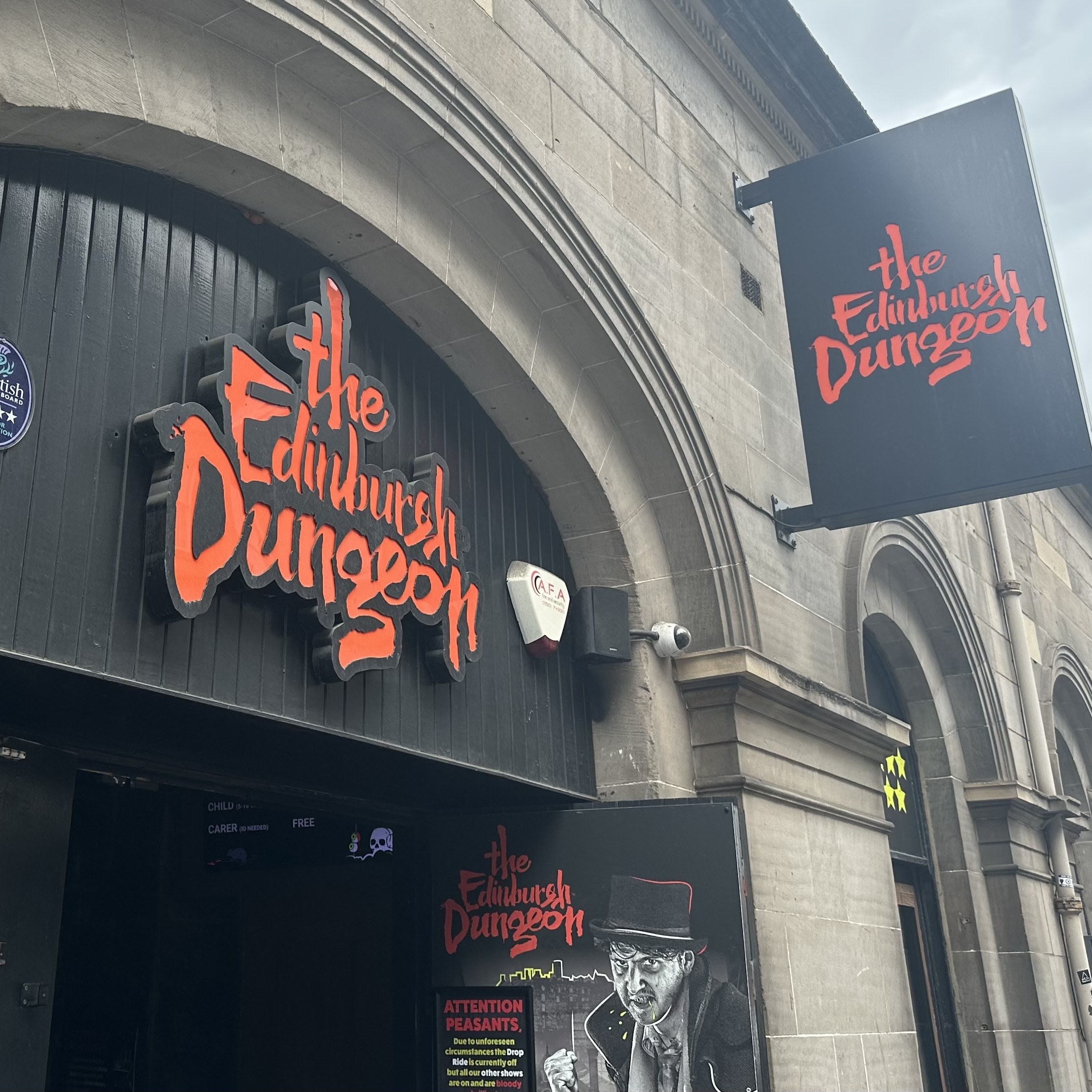 Edinburgh Dungeon entrance
